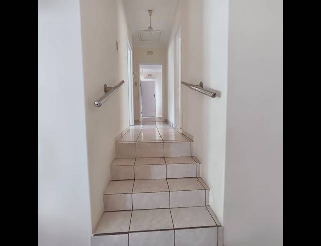3 BEDROOM HOUSE TO LET IN NORTHDENE